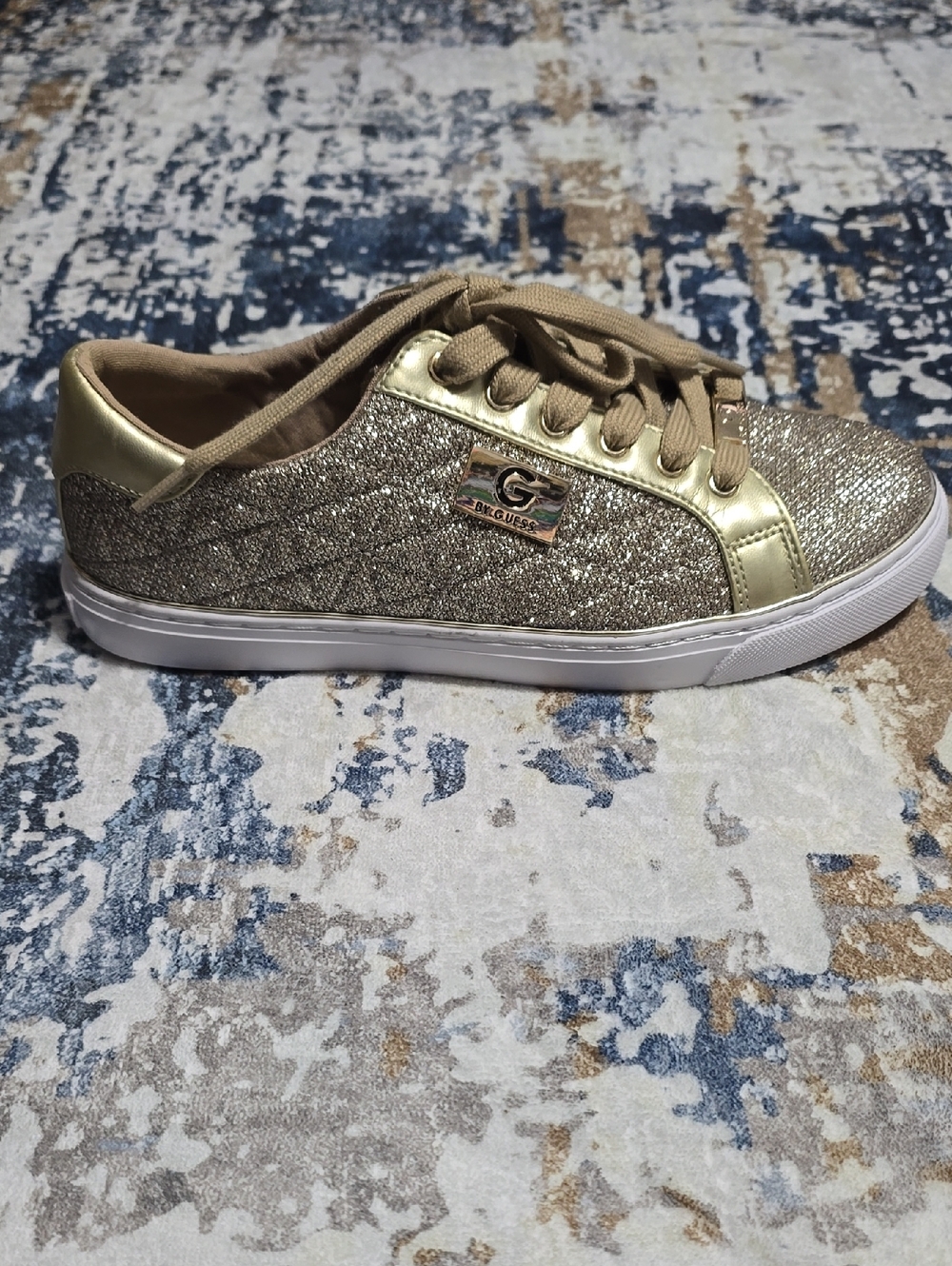 Guess Gold Glitter Sneakers Classic Style - Picture 4 of 9